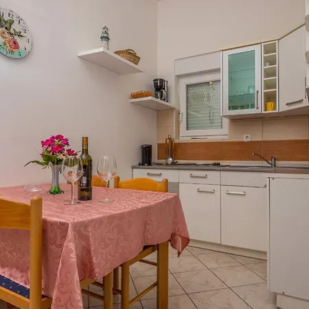 In 41210 Apartamento *