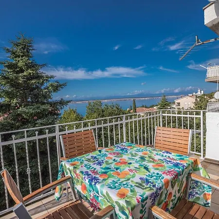 Apartamento In 41210 Crikvenica